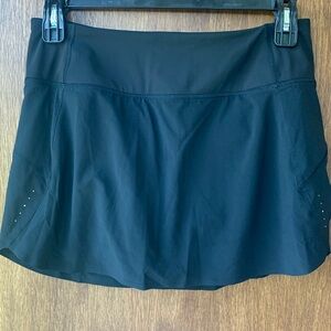 Athleta Run With It 14” Skort like new condition